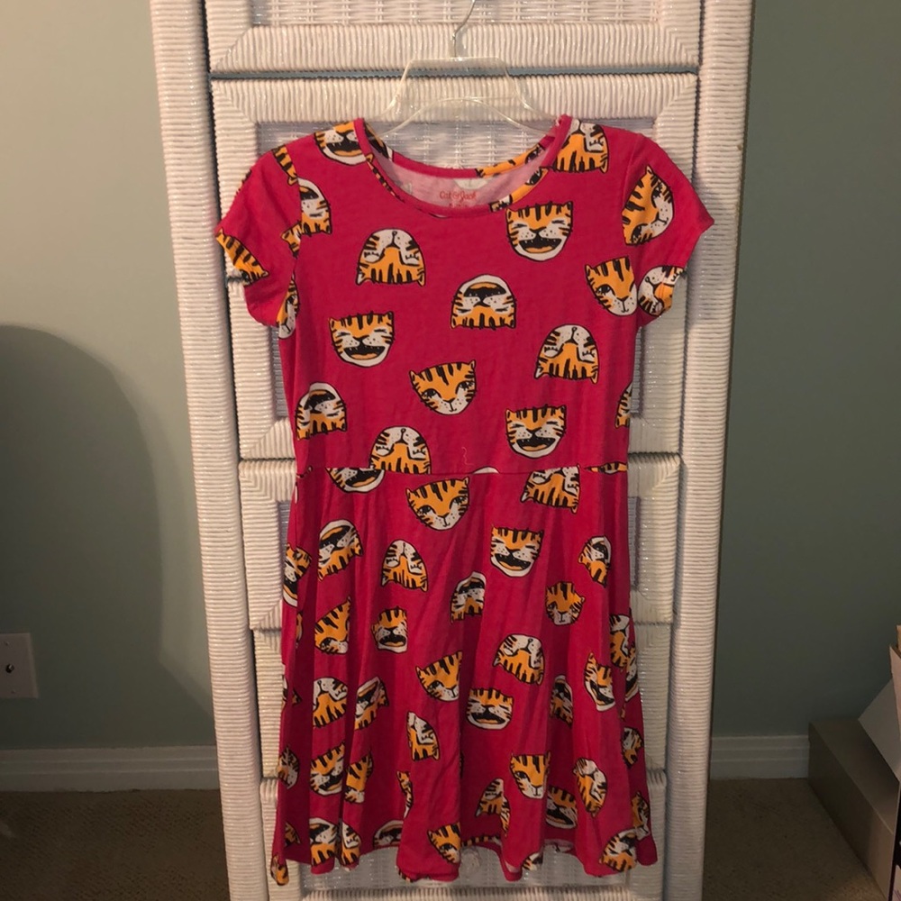 Girls dress